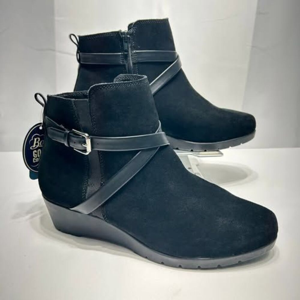 Women's Suede G.H. Bass Monique Cross Strap Wedge Shoes Size 9W Black